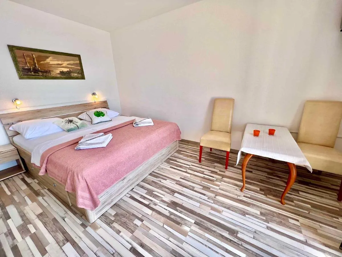 Apartment In Dramalj 44155 Chorvatsko