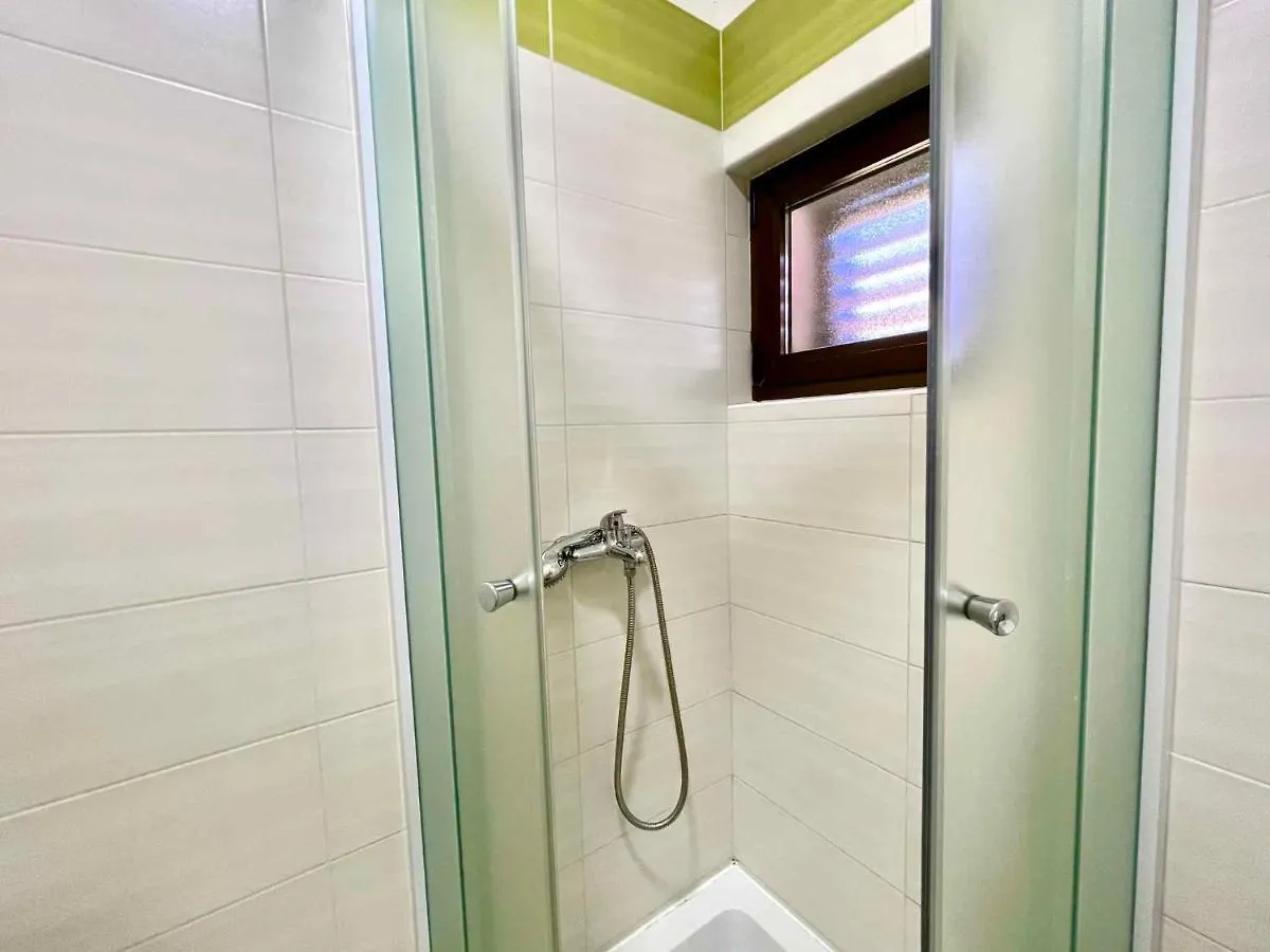 Apartment In Dramalj 44155
