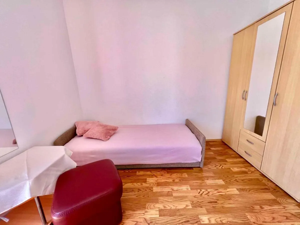 Apartment In Dramalj 44155