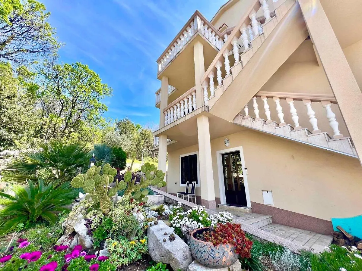 Apartment In Dramalj 44155 Croatia